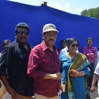 Arya and Vadivelu Votes for Nadigar Sangam Elections 2015 Photos | Picture 1142023