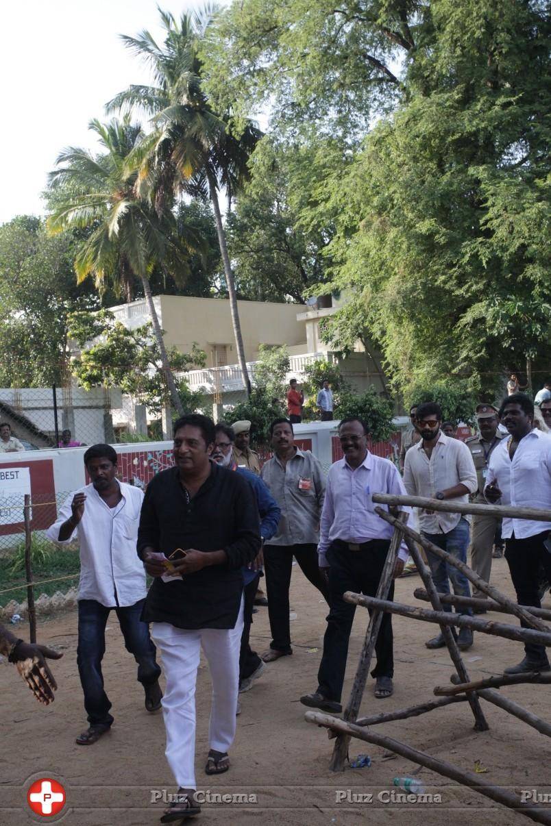 Prakash Raj - Dhanush and Jayam Ravi Votes for Nadigar Sangam Elections 2015 Photos | Picture 1142376
