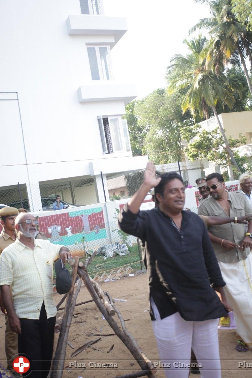 Prakash Raj - Dhanush and Jayam Ravi Votes for Nadigar Sangam Elections 2015 Photos | Picture 1142385