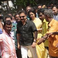 Kamal Hassan and Gautami Votes for Nadigar Sangam Elections 2015 Photos | Picture 1141864