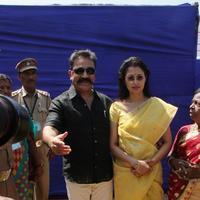 Kamal Hassan and Gautami Votes for Nadigar Sangam Elections 2015 Photos | Picture 1141921