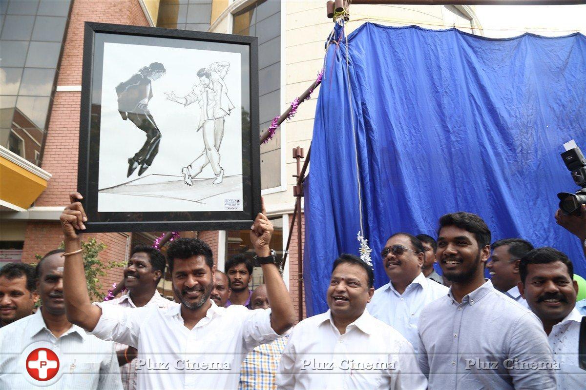 Prabhu Deva Inaugurates Michael Jacksons Granite Statue Stills | Picture 1284409