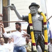 Prabhu Deva Inaugurates Michael Jacksons Granite Statue Stills