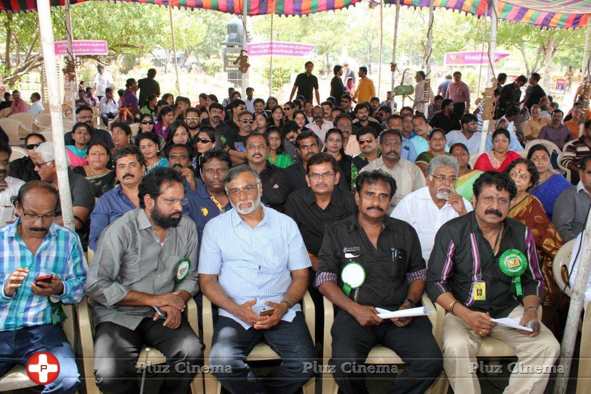 Tamil Chinnathirai Nadigar Sangam Hunger Strike Stills | Picture 1382973