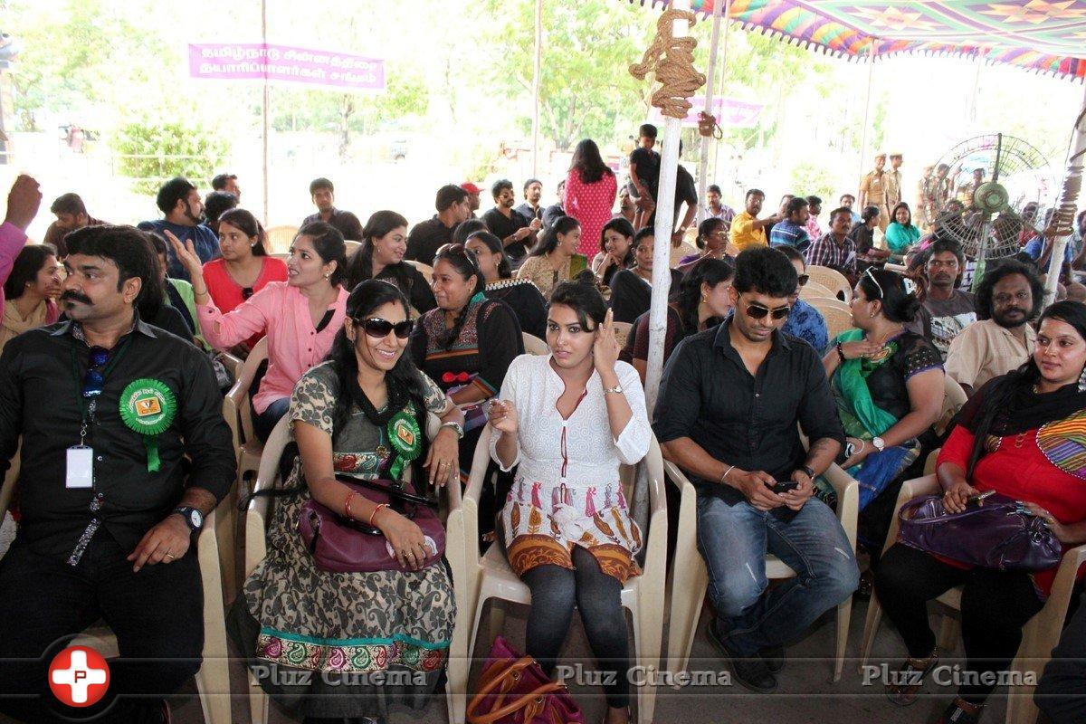 Tamil Chinnathirai Nadigar Sangam Hunger Strike Stills | Picture 1382981