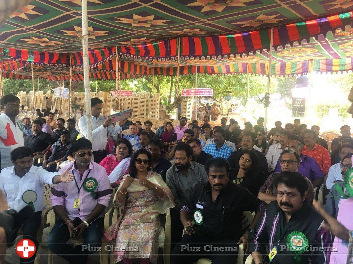 Tamil Chinnathirai Nadigar Sangam Hunger Strike Stills | Picture 1383004