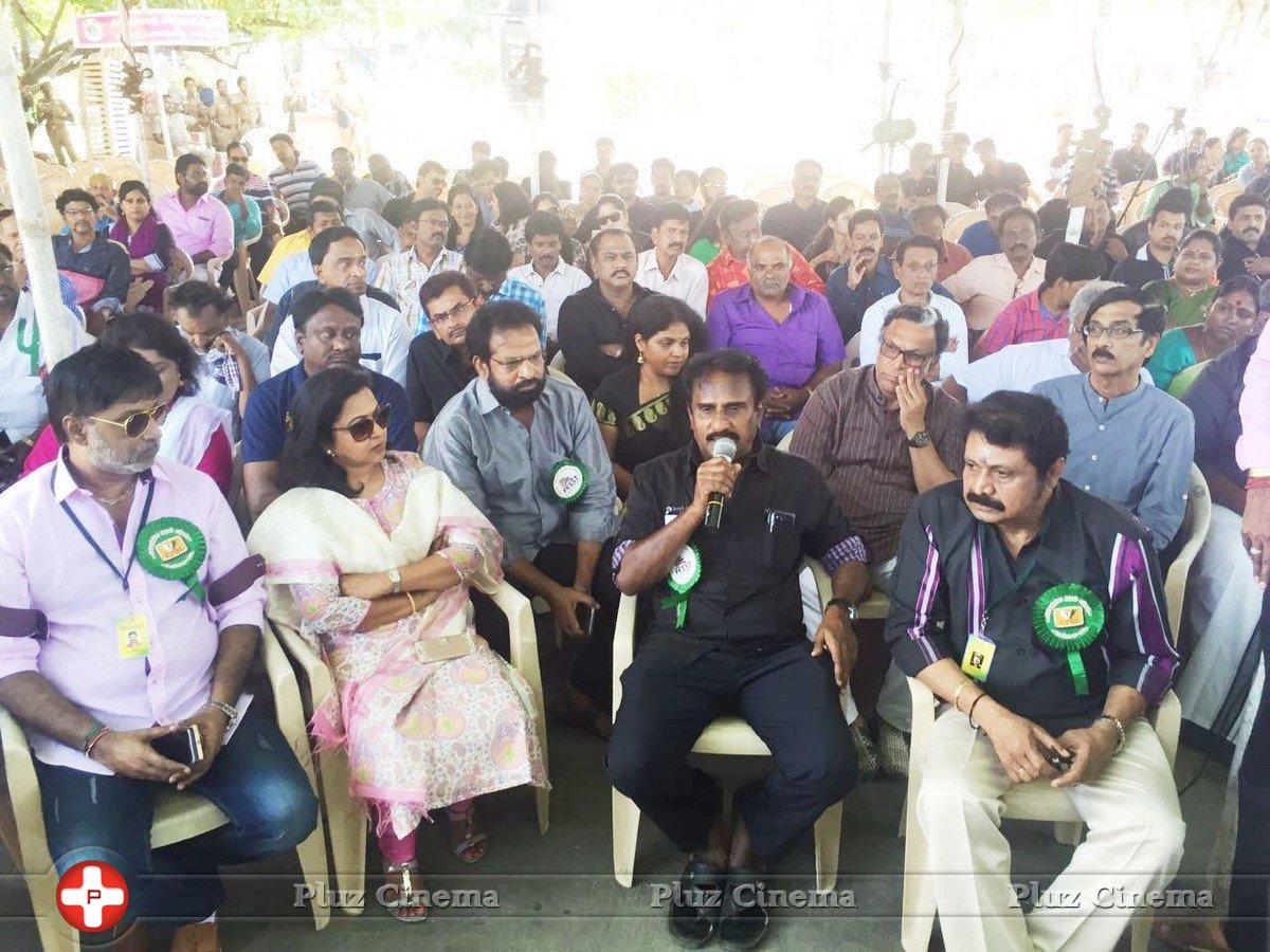 Tamil Chinnathirai Nadigar Sangam Hunger Strike Stills | Picture 1383005