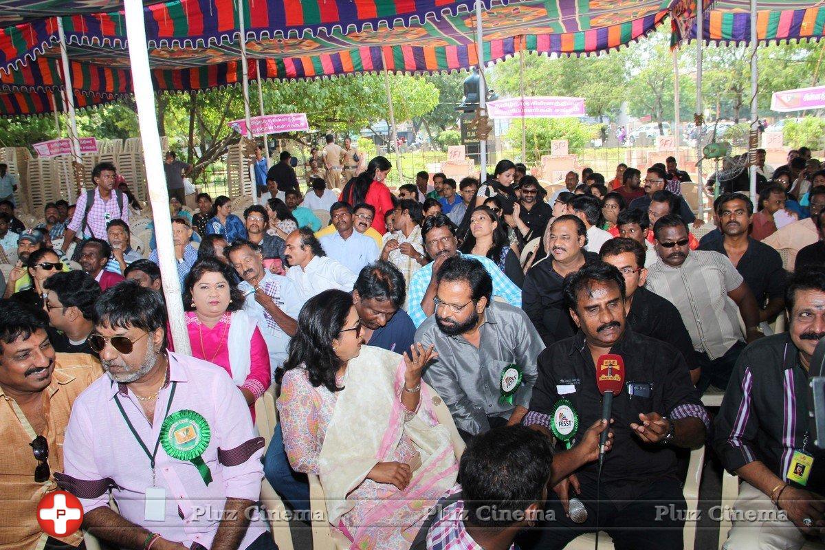 Tamil Chinnathirai Nadigar Sangam Hunger Strike Stills | Picture 1383012