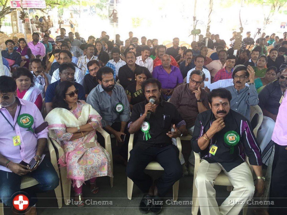 Tamil Chinnathirai Nadigar Sangam Hunger Strike Stills | Picture 1383013