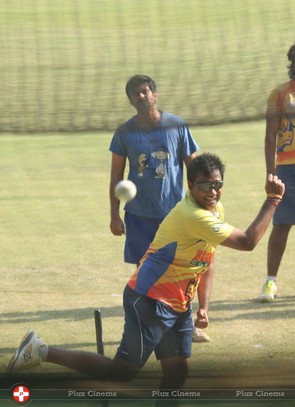CCL6 Chennai Rhinos Team at Kochi Match Practice Photos | Picture 1222633