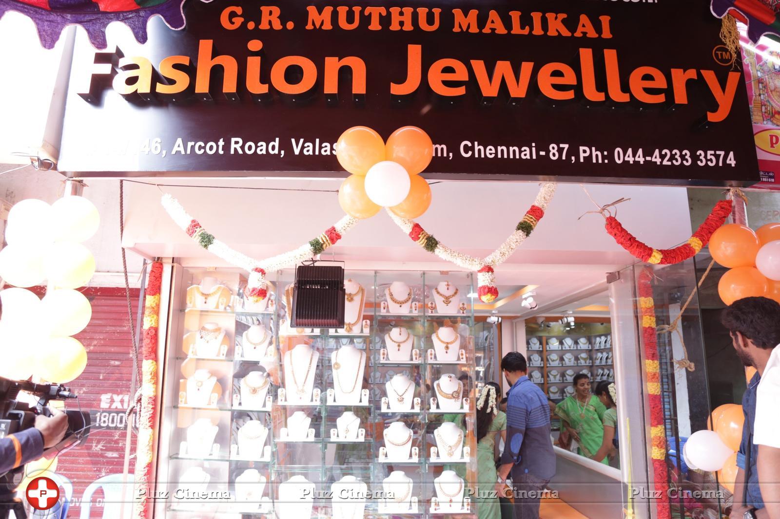 GR Muthu Maaligai Fashion Jewellery Showroom Inauguration Stills | Picture 1232172