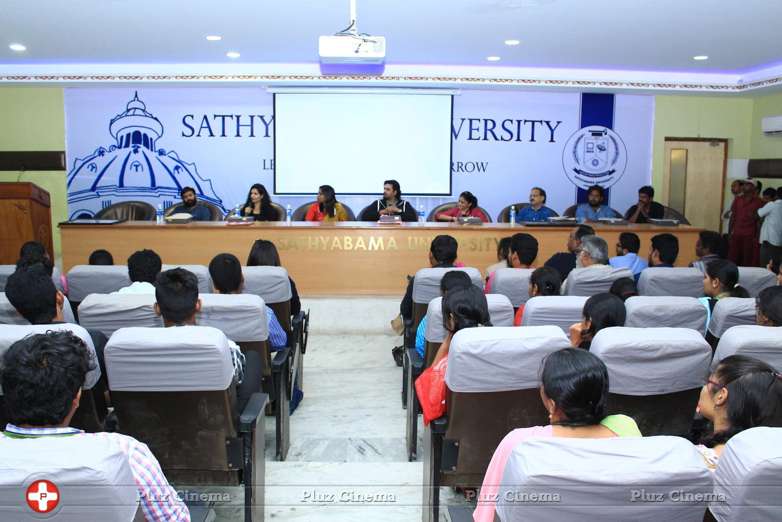 Sathyabama University Student Interactive Session With Iruthi Sutru Movie Team Stills | Picture 1233840