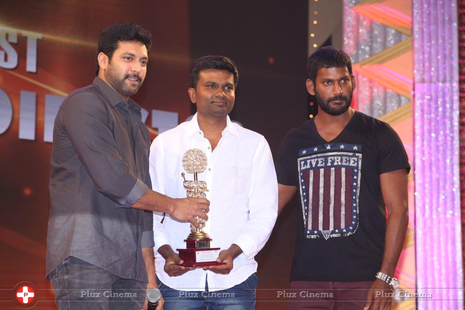 V4 Entertainers Film Awards 2016 Photos | Picture 1194597