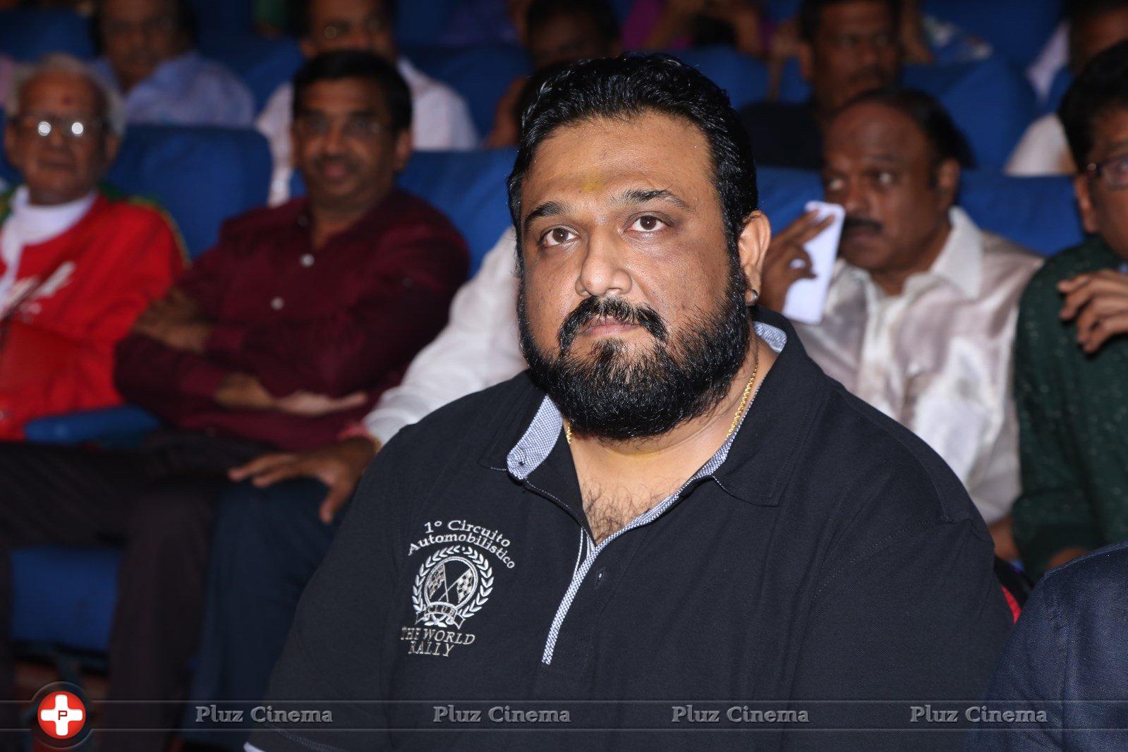Siva (Director) - V4 Entertainers Film Awards 2016 Photos | Picture 1194501
