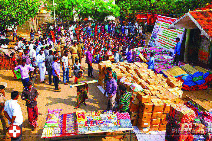 Raghava Lawrence helps Farmers in Kadalur Stills | Picture 1195020