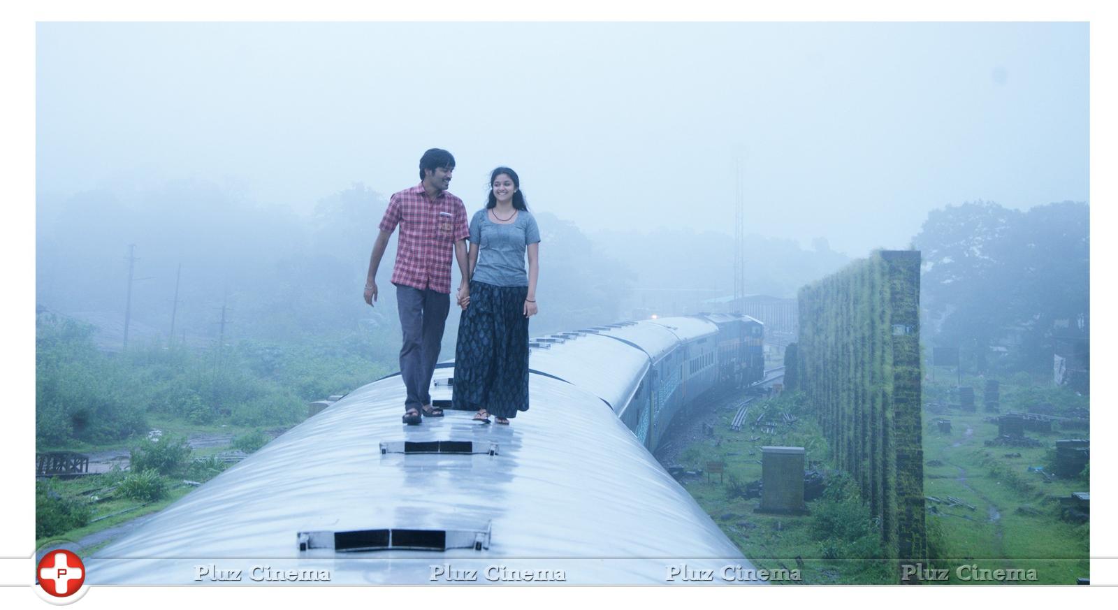 Dhanush and Keerthi Suresh New Movie Stills | Picture 1198709