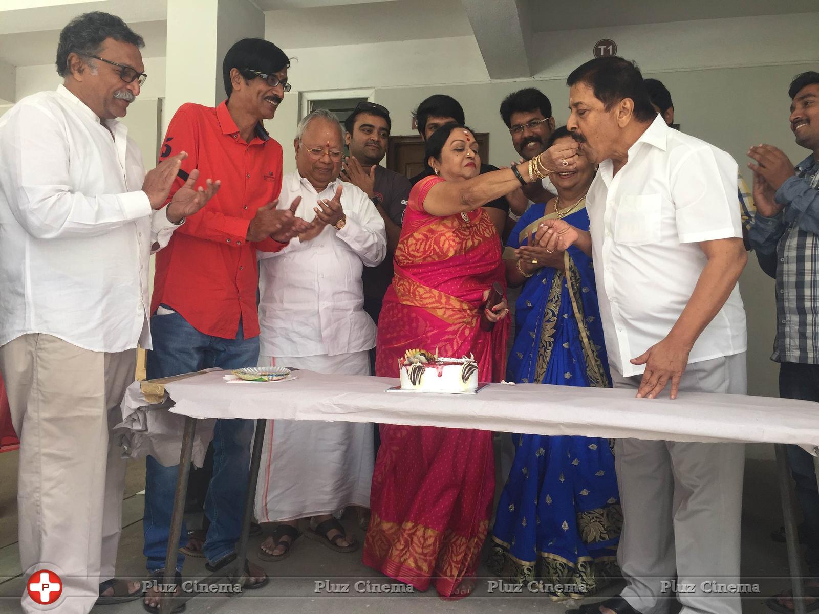 Veteran Actress Saroja Devi Celebrated her Birthday with Nadigar Sangam Members Stills | Picture 1199120