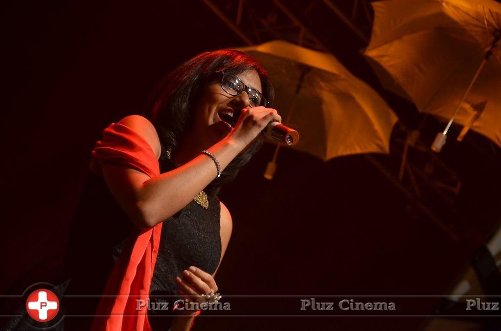 Shakthisree Gopalan - Chillunu Oru Concert Musical Event Stills | Picture 1202770