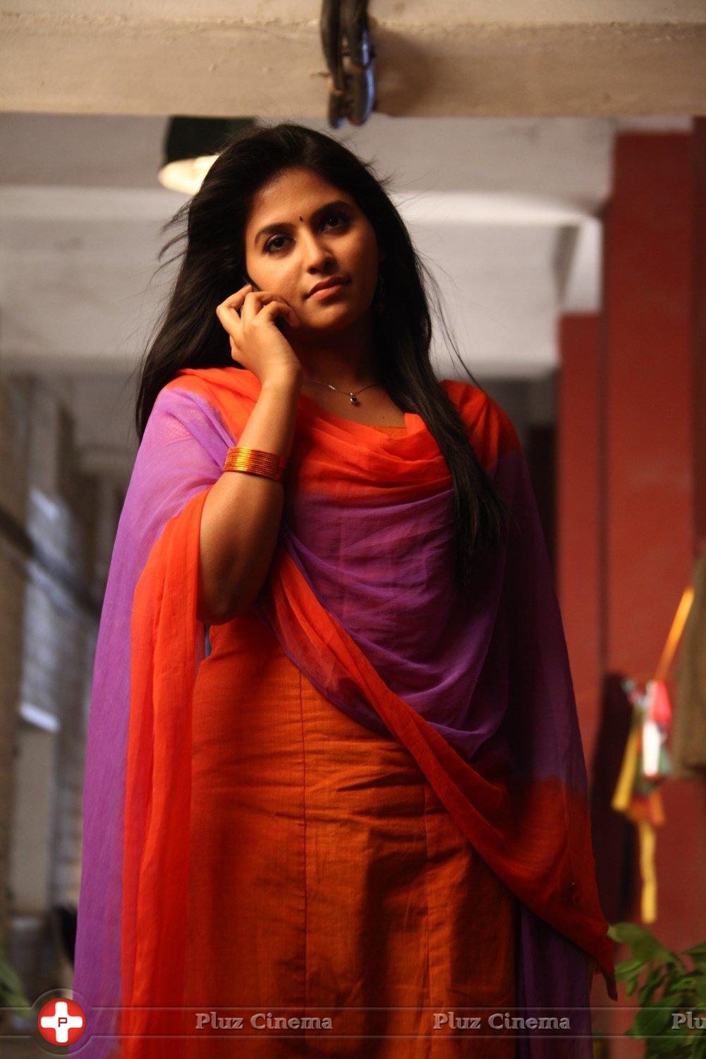 Anjali (Actress) - Evanda Movie Stills | Picture 1204733