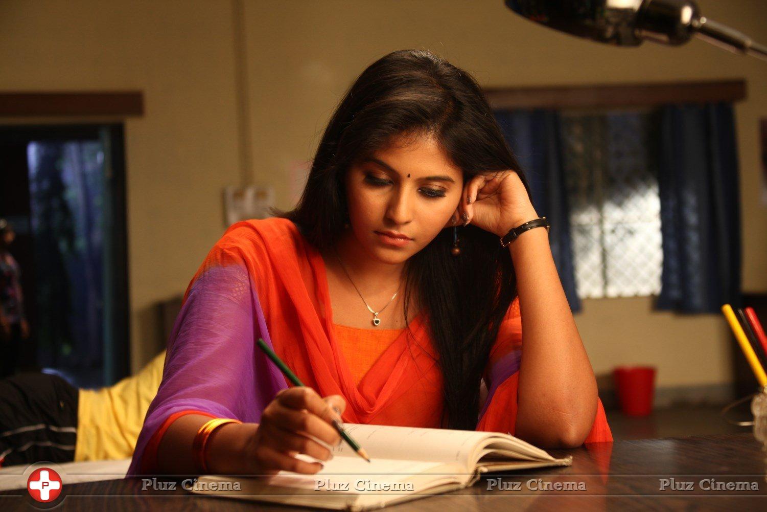 Anjali (Actress) - Evanda Movie Stills | Picture 1204734