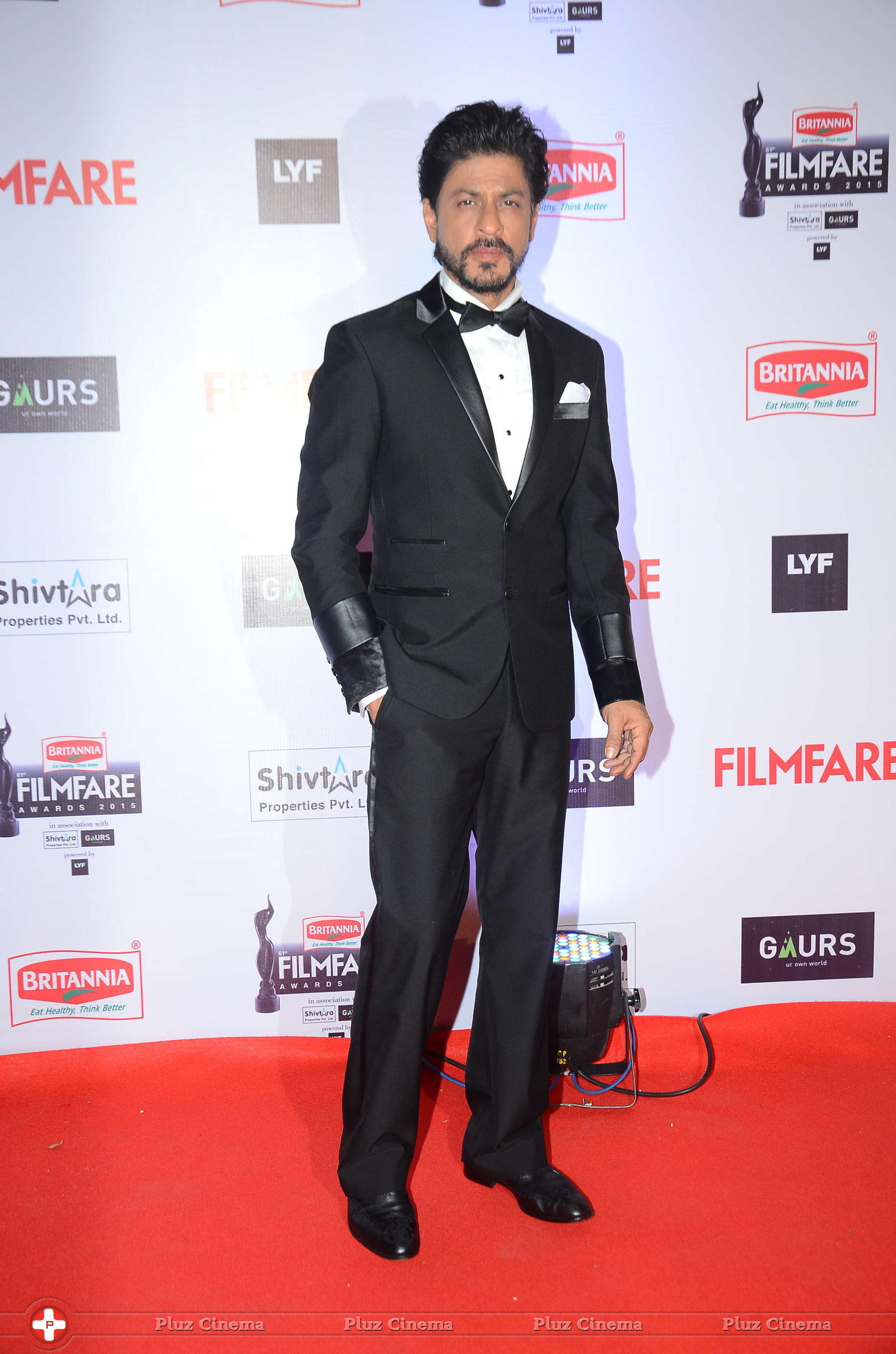 Shahrukh Khan - 61st Britannia Filmfare Awards 2015 Photos | Picture 1207354