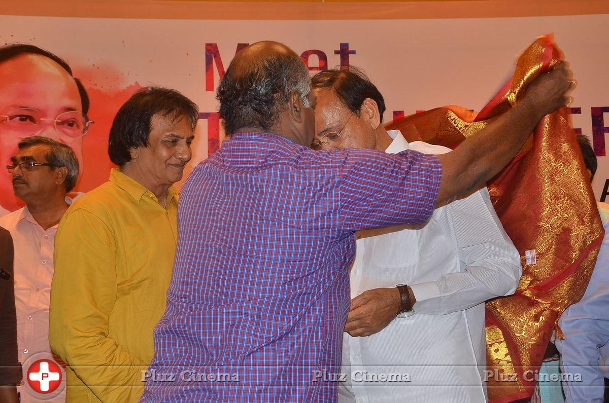 South Indian Film Chamber Union Felicitating Minister Venkaiah Naidu Stills | Picture 1360493