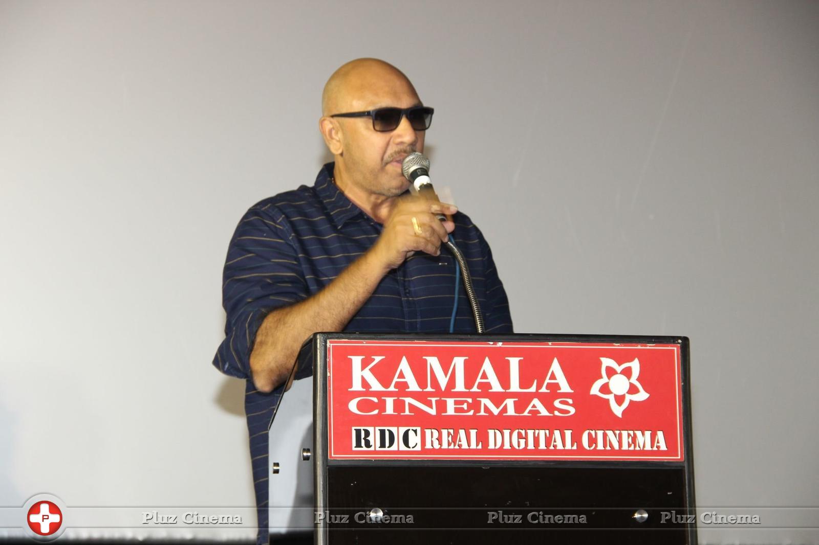 Pokkiri Raja Movie Team Celebration in Kamala Theatre Stills | Picture 1259159