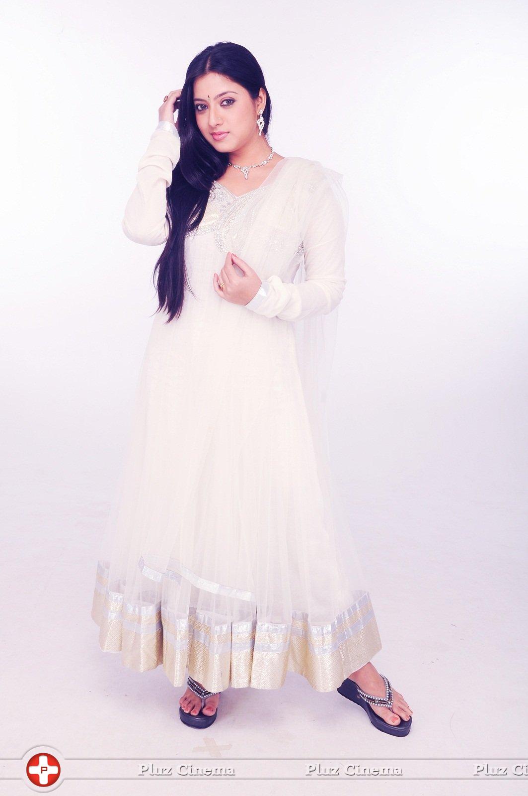 Actress Keerthi Chawla Photoshoot Stills | Picture 1270095