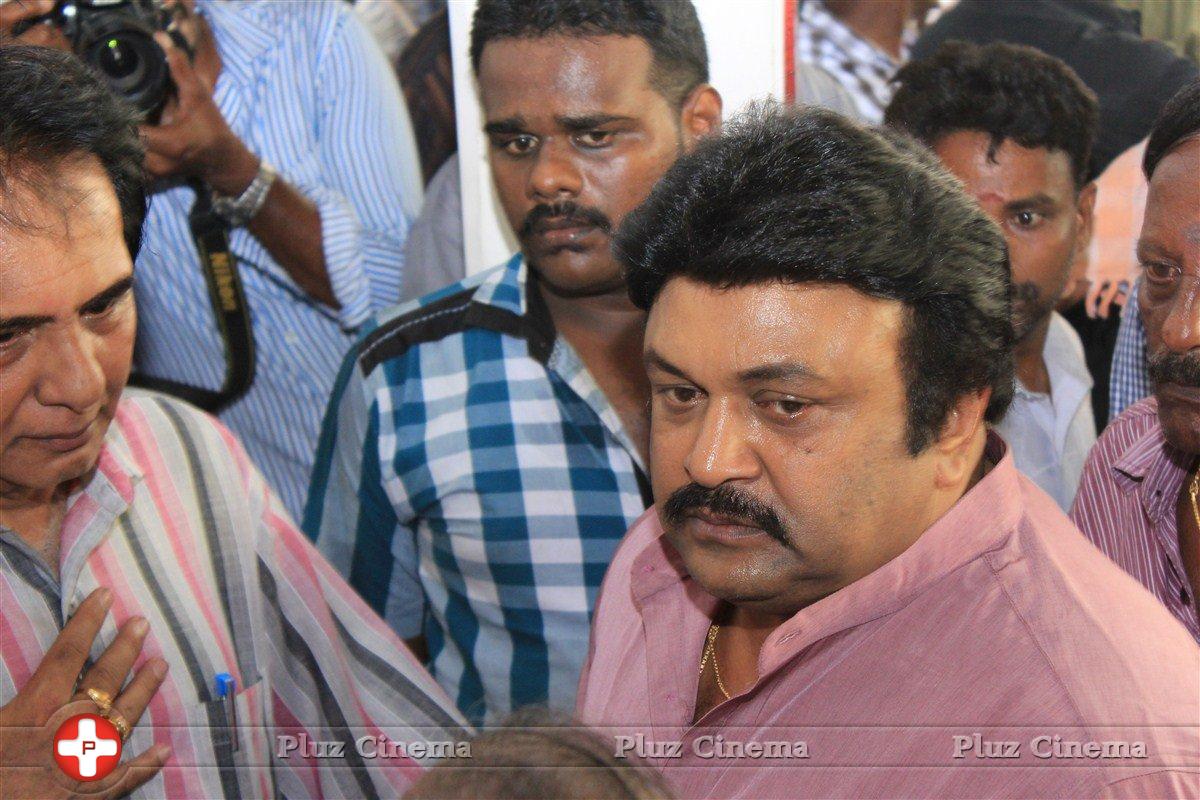 Prabu - Celebrities Pay last respect to Film News Anandan Photos | Picture 1273680