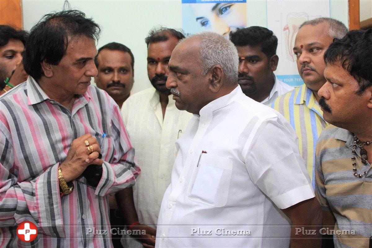 Celebrities Pay last respect to Film News Anandan Photos | Picture 1273682