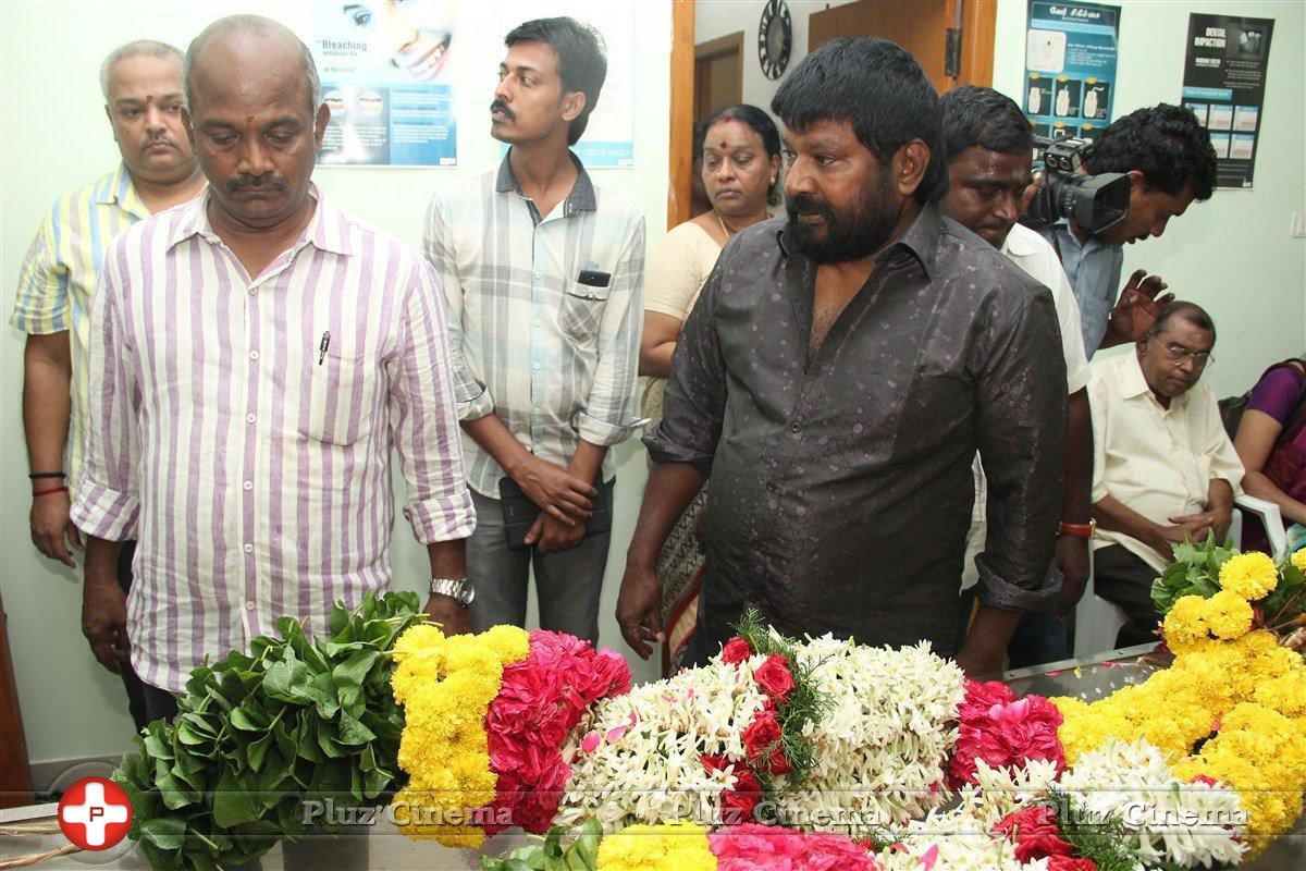 Celebrities Pay last respect to Film News Anandan Photos | Picture 1273683