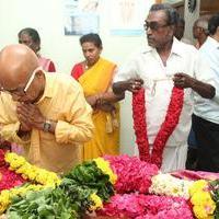 Celebrities Pay last respect to Film News Anandan Photos | Picture 1273637