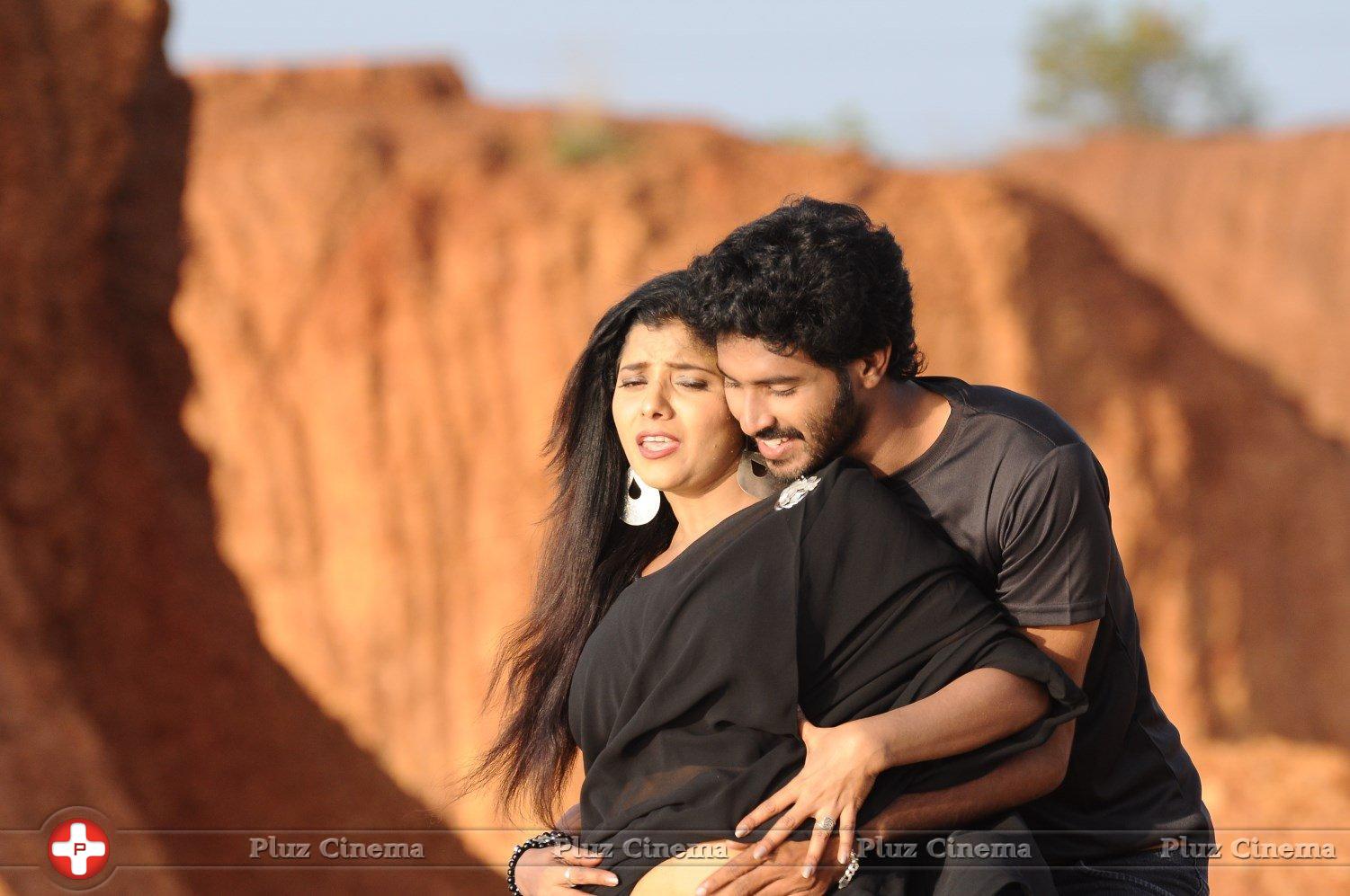 Nee Enna Maayam Seithai Movie Gallery | Picture 1274817