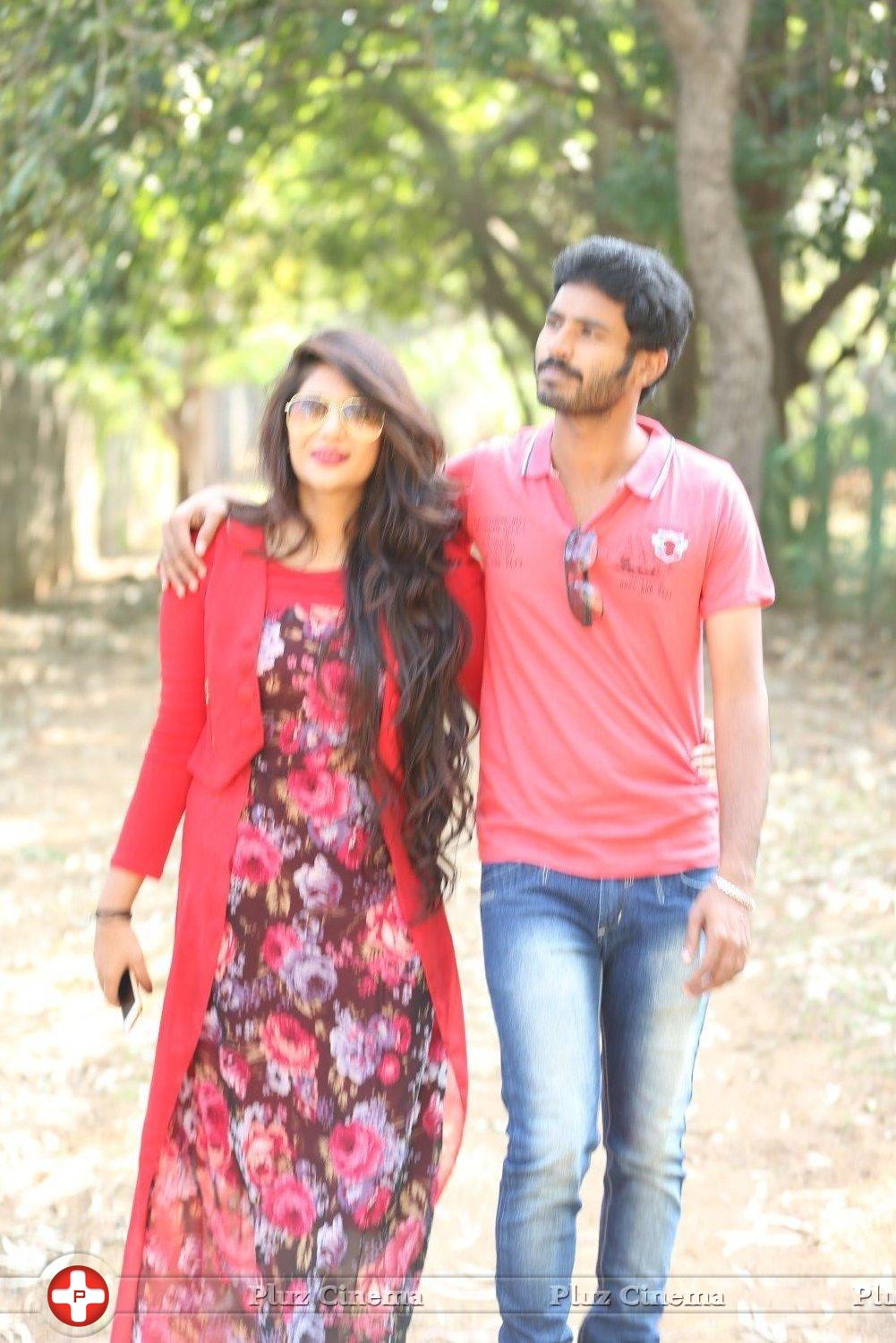 Nee Enna Maayam Seithai Movie Gallery | Picture 1274818