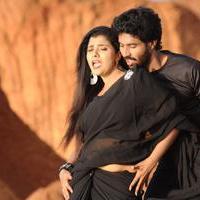 Nee Enna Maayam Seithai Movie Gallery | Picture 1274809