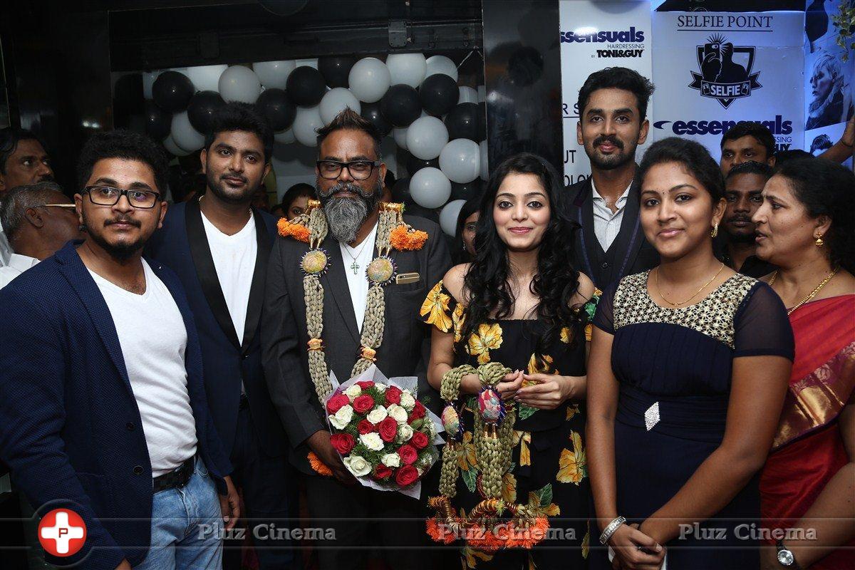 Janani Iyer Launches Toni and Guy Essensuals at Vellore Stills | Picture 1275297