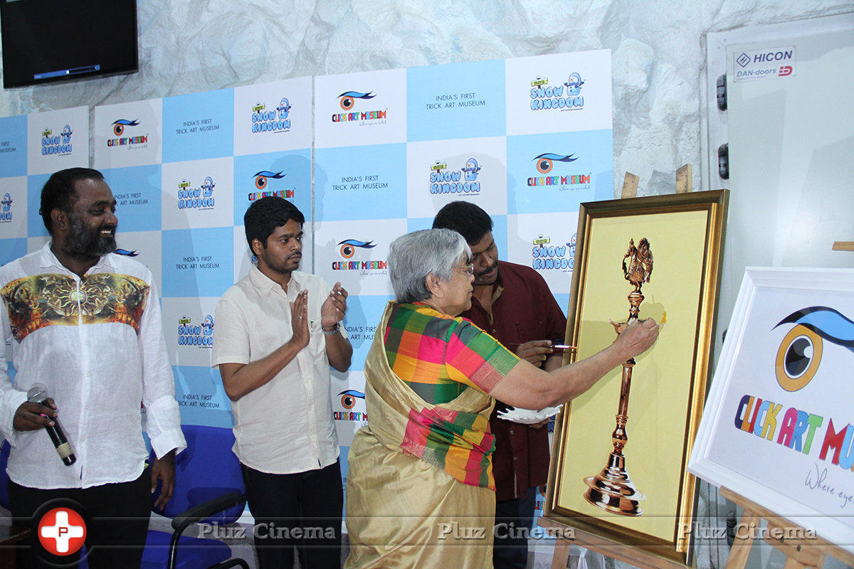 Director Radhakrishnan Parthiban Inaugurates Click Art Museum Stills | Picture 1305236