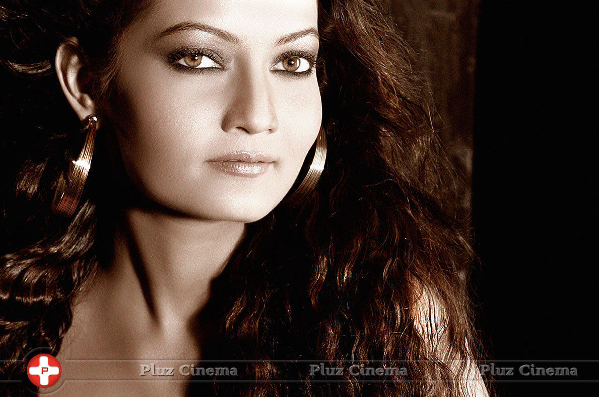 Actress Sanam Jain New Photo Shoot Stills | Picture 1308472