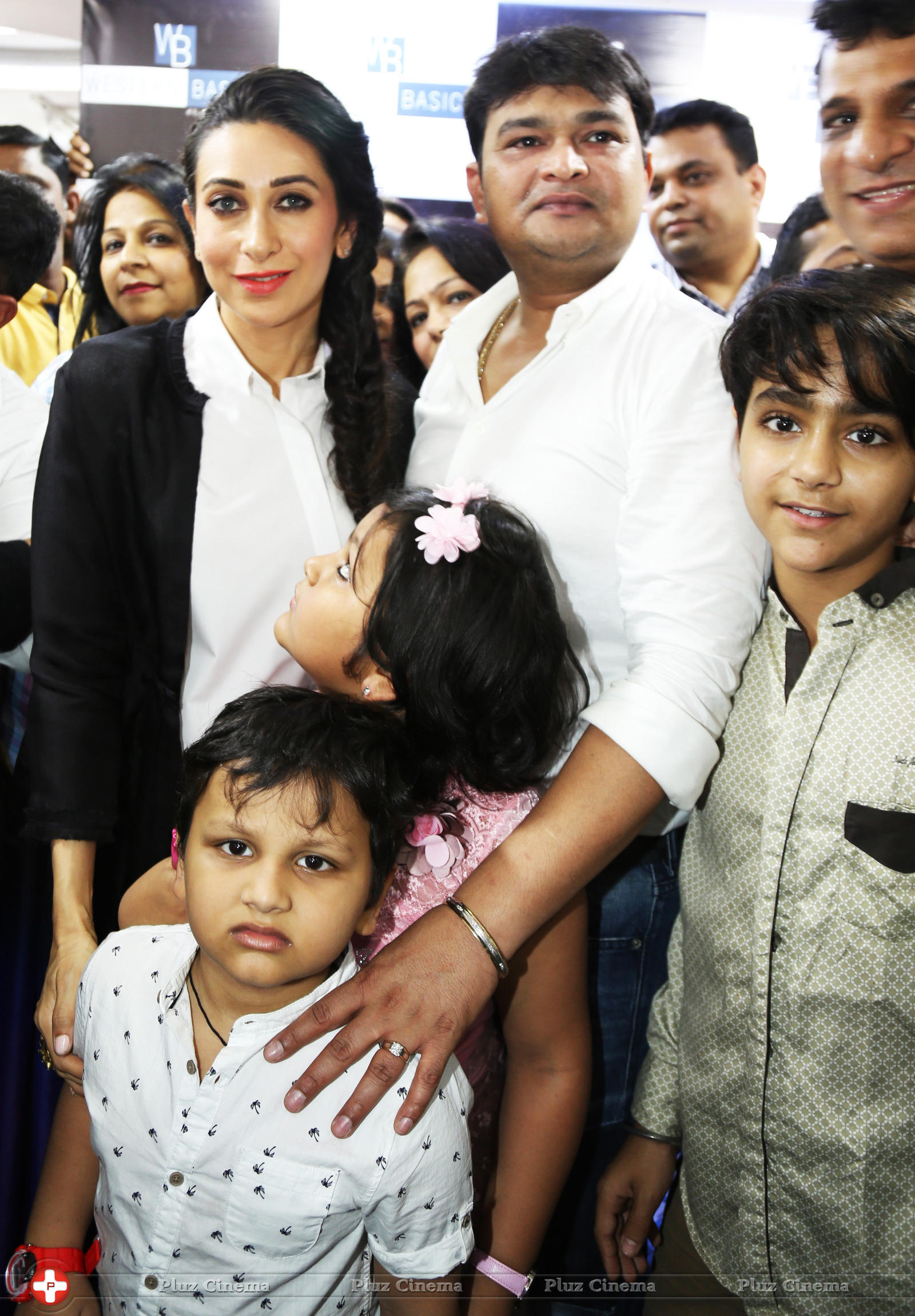 Karisma Kapoor Inaugurated Western Basics Kids Wear Store Photos | Picture 1309073