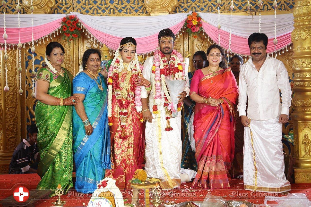Director R. Pandiarajan Son Prithvirajan Weds Akshaya Wedding Reception Stills | Picture 1313813