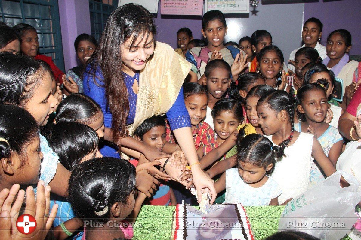 Namitha Birthday Celebrations Photos | Picture 1314705