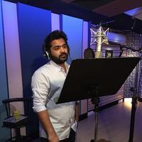Simbu sings Thaaru Maru song for Veera Sivaji Movie Stills