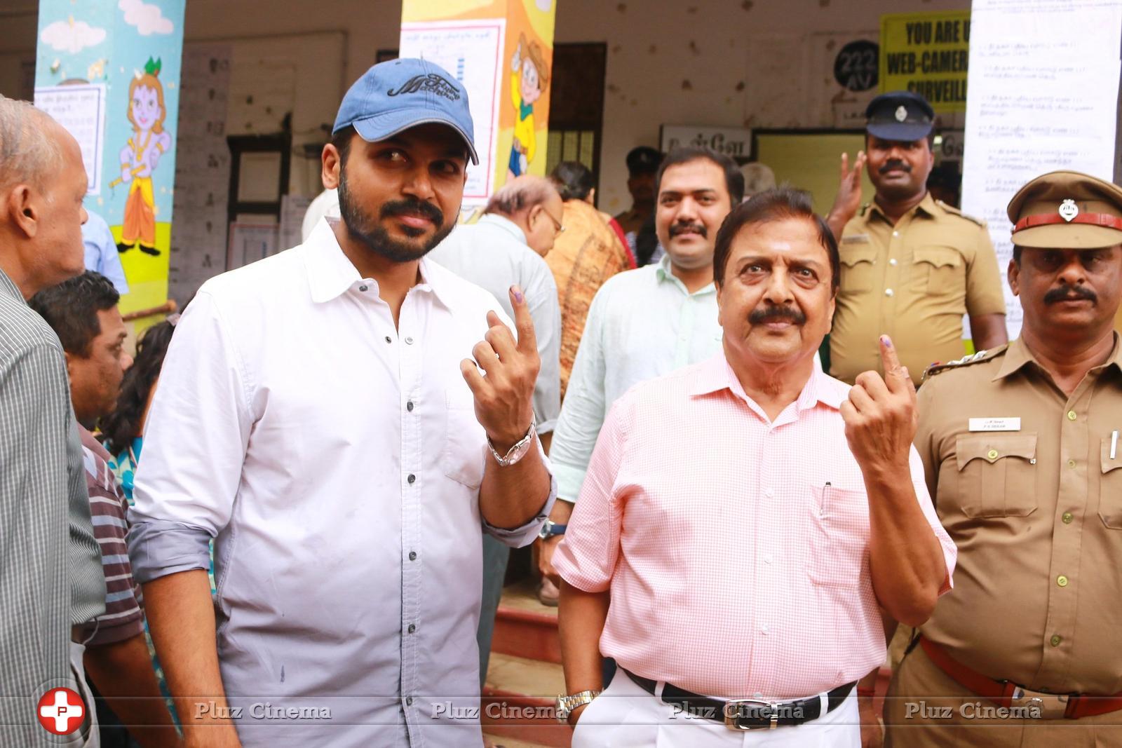 Celebrities Cast their Votes in TN Election 2016 Photos | Picture 1315159