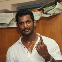 Vishal Krishna - Celebrities Cast their Votes in TN Election 2016 Photos | Picture 1315156