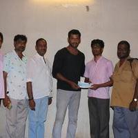 Vishal Help's 10 Poor Student's by Paying College Fees | Picture 1323102