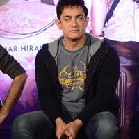 Aamir Khan - Aamir Khan and Anushka Sharma promotes PK Movie at Hyderabad Photos | Picture 899565