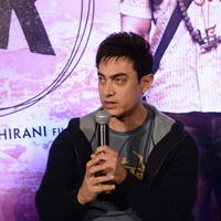 Aamir Khan - Aamir Khan and Anushka Sharma promotes PK Movie at Hyderabad Photos | Picture 899744