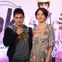Aamir Khan and Anushka Sharma promotes PK Movie at Hyderabad Photos | Picture 899911