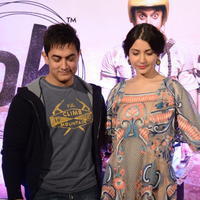 Aamir Khan and Anushka Sharma promotes PK Movie at Hyderabad Photos | Picture 899913