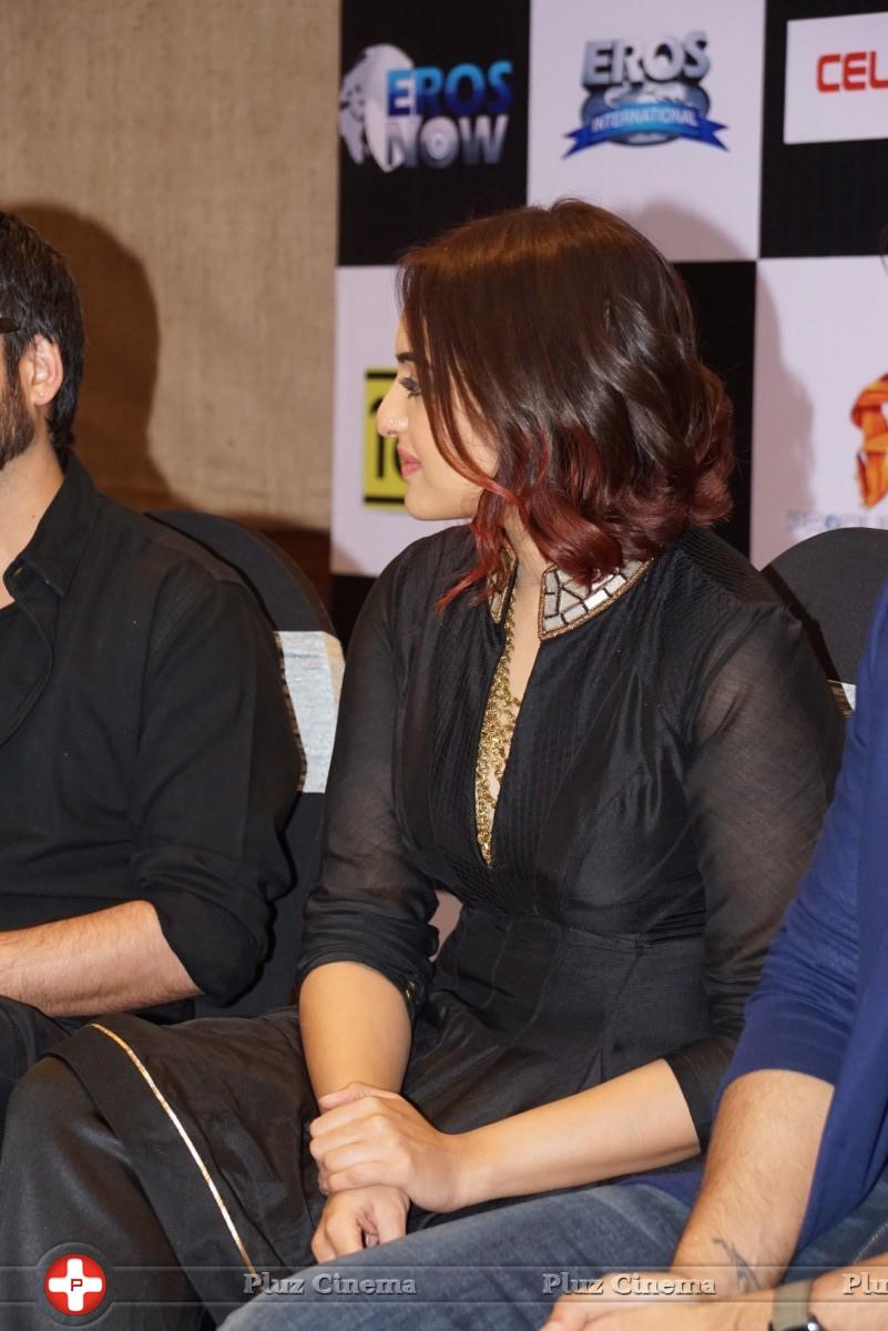 Arjun Kapoor and Sonakshi Sinha at Tevar Movie Press Meet Photos | Picture 914343